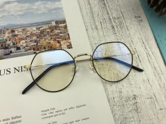 如何在深圳配一副性价比高的眼镜？