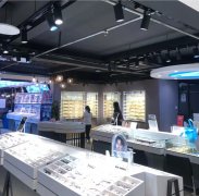 深圳配眼镜哪里好，二十年的近视眼分享眼镜店！